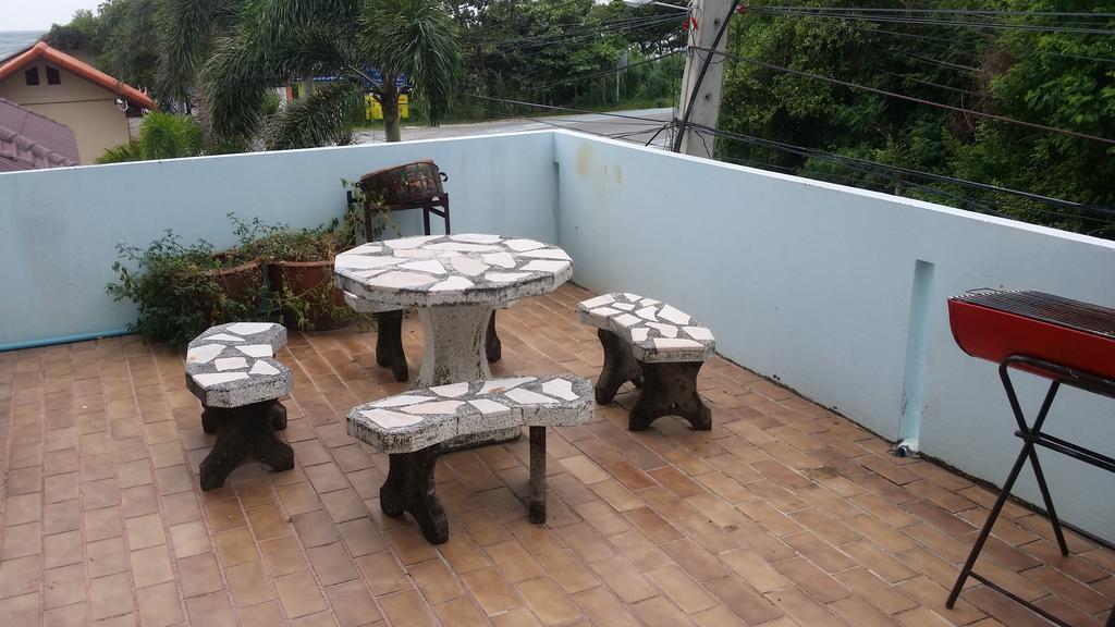 Parfun Guesthouse Ban Nai Rai 外观 照片